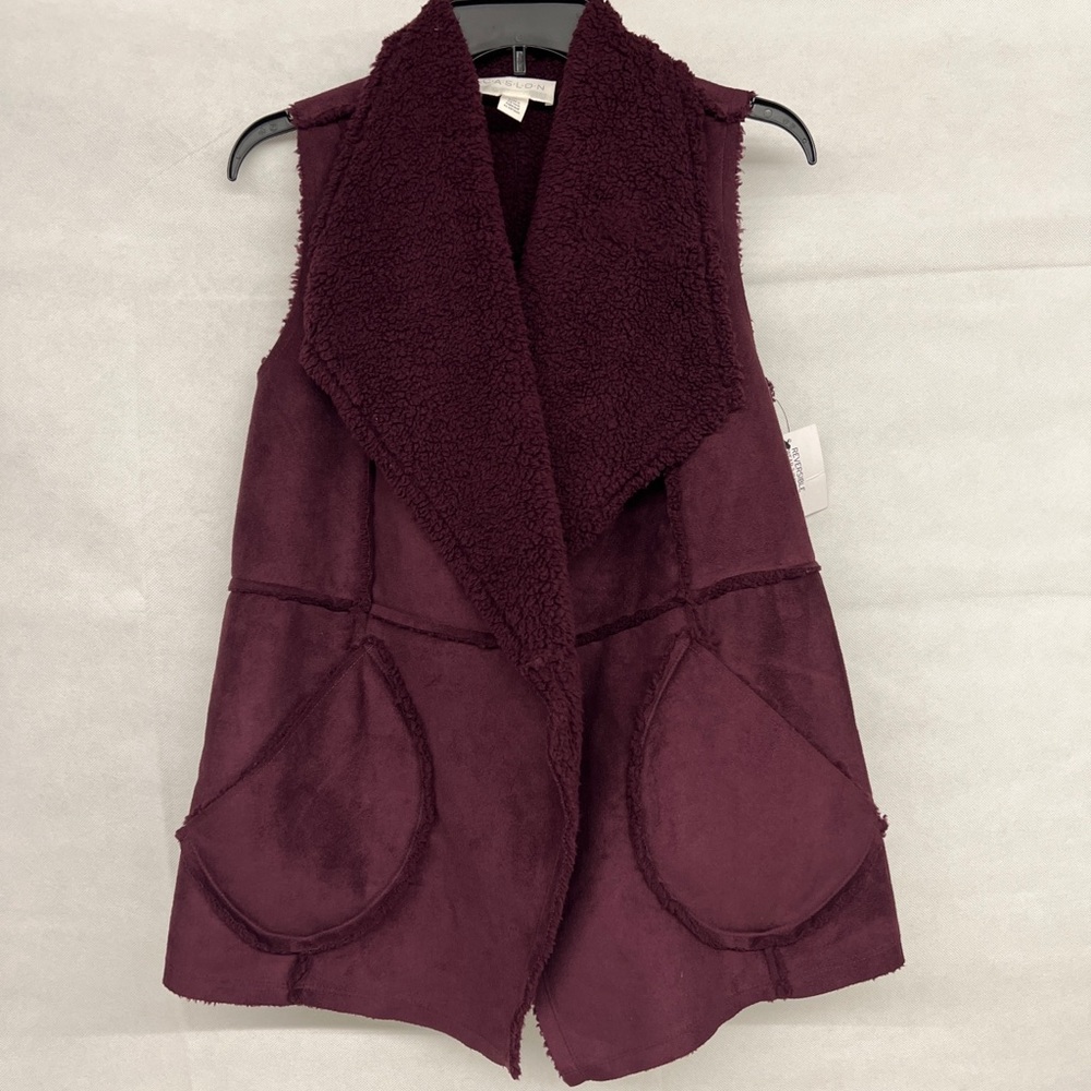 NEW NWT Nordstrom Caslon faux fur burgundy purple soft comfy layering coat vest